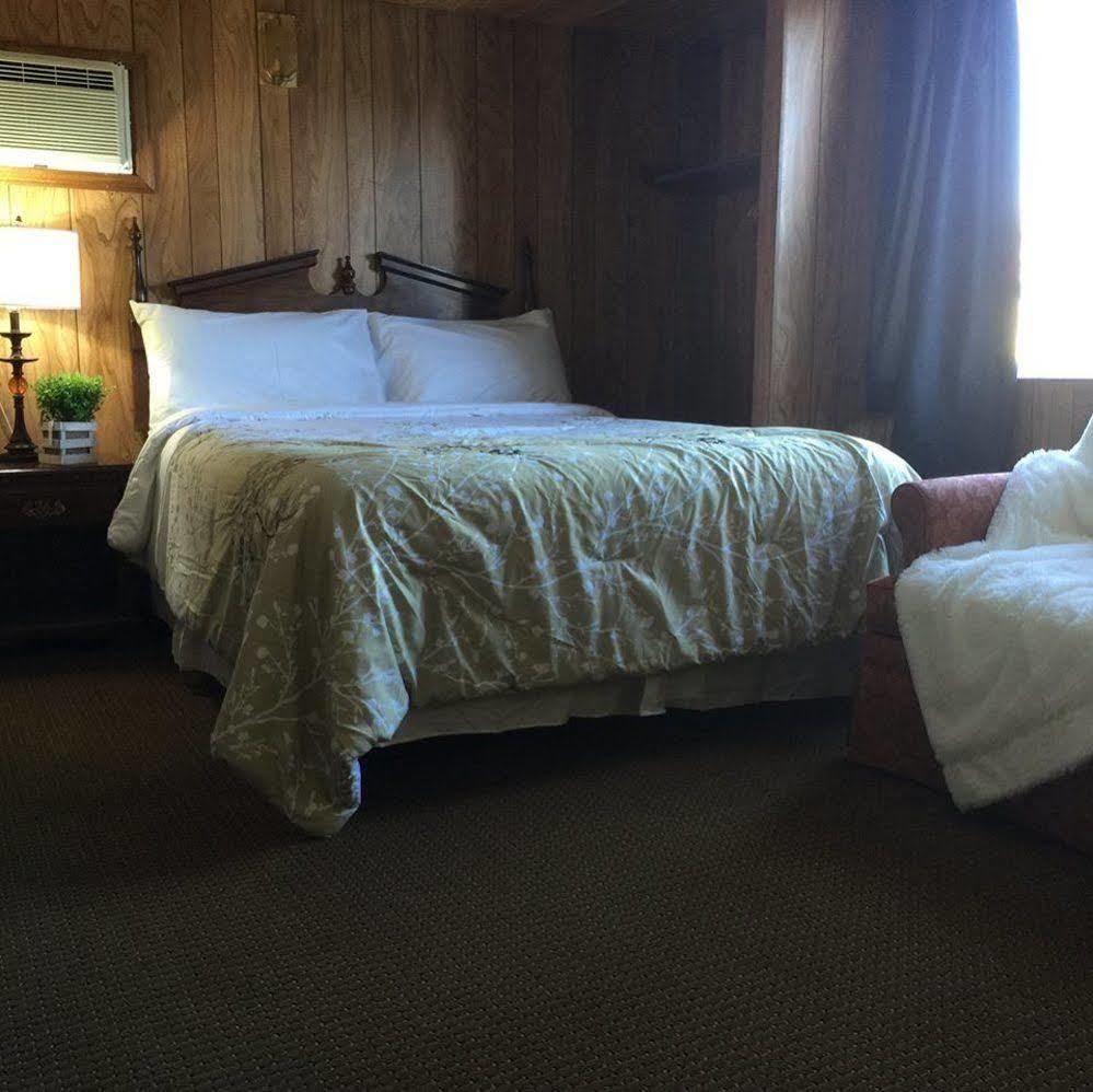 Motel The Falls Family 2*